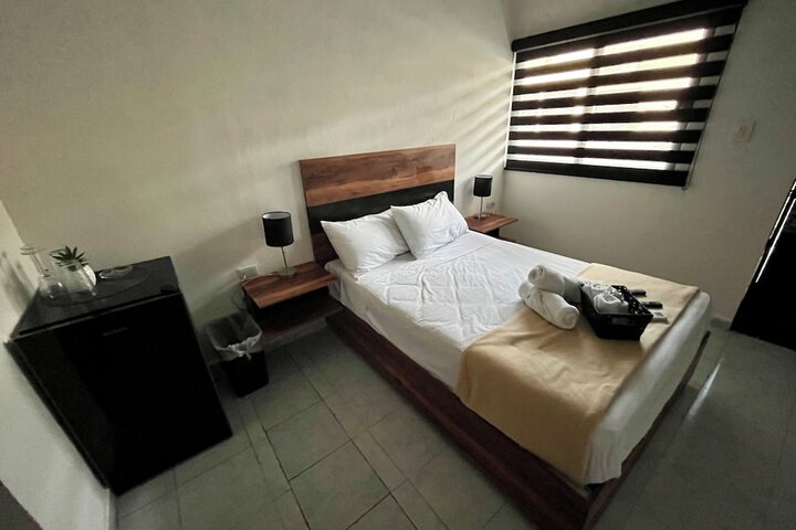Room 70 of 108