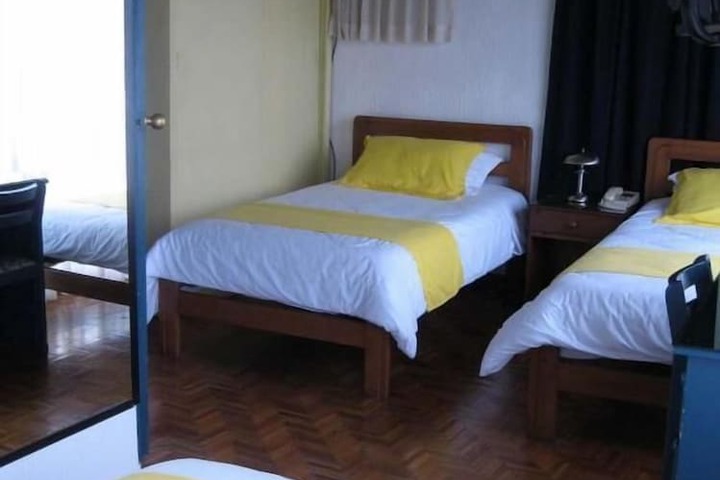 Room 14 of 29