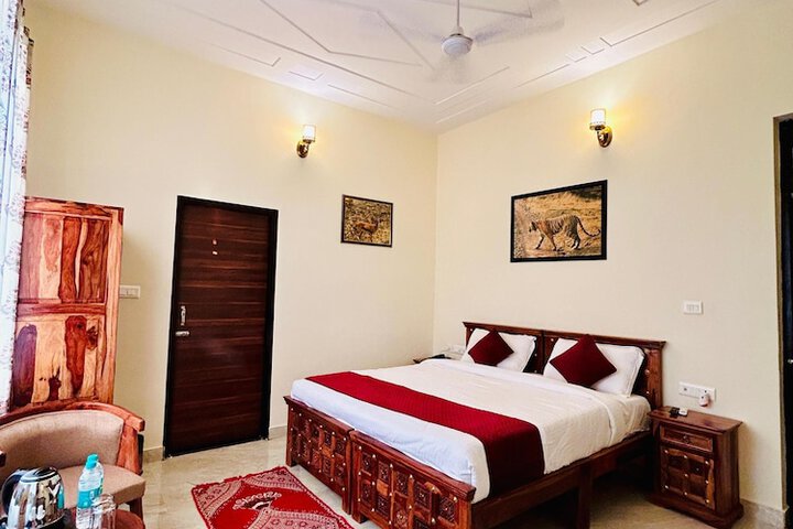 Room 3 of 6