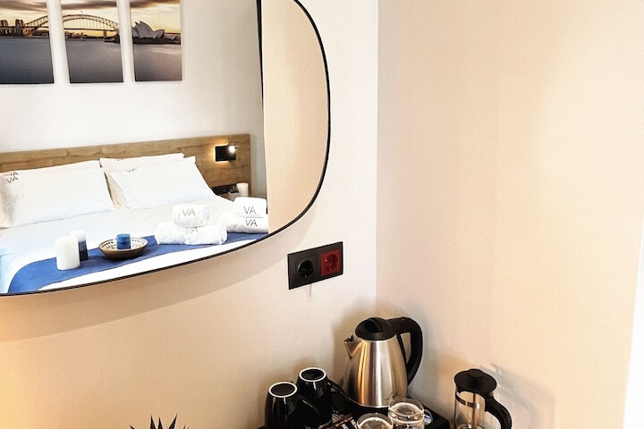 Room 68 of 100