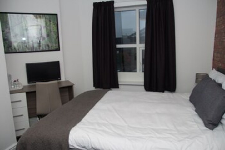 Room 28 of 36