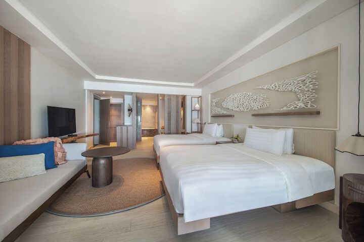 Room 29 of 143