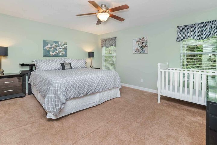 Room 4 of 24
