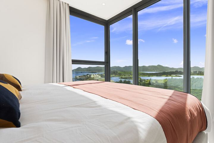 Room 215 of 1000