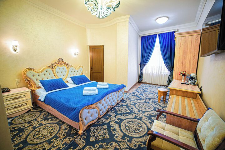 Room 15 of 31