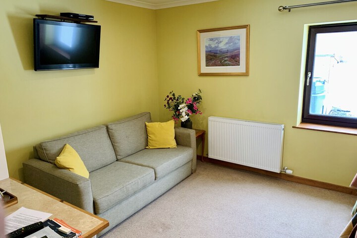Room 3 of 133