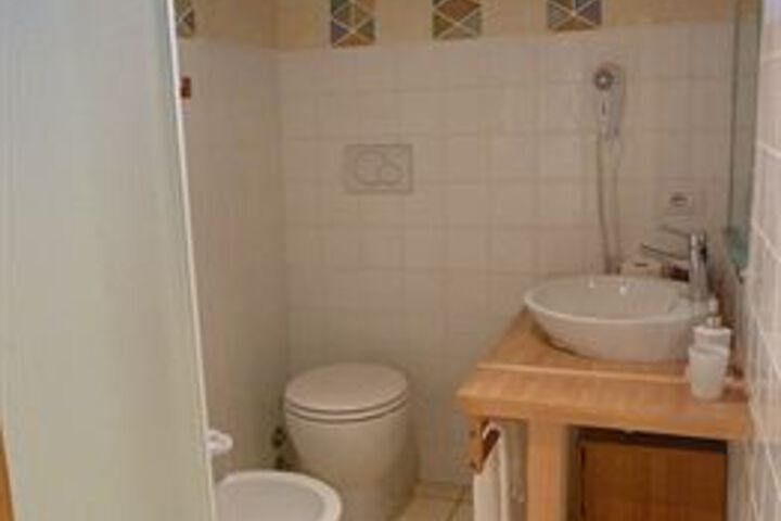 Room 7 of 60