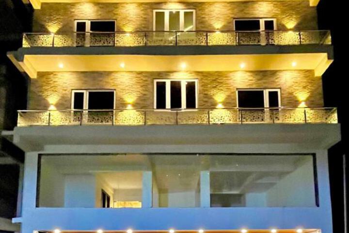 Geet Kavya Inn