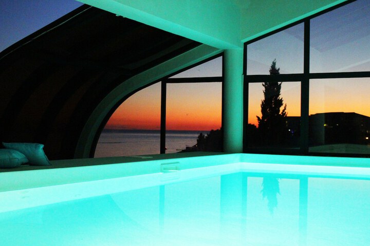 Pools & Facilities