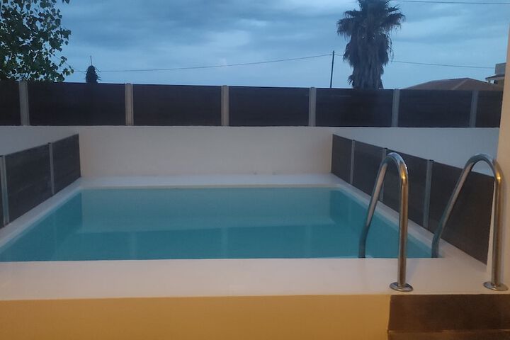Hotel with Pool