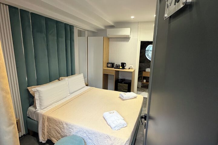 Room 26 of 56