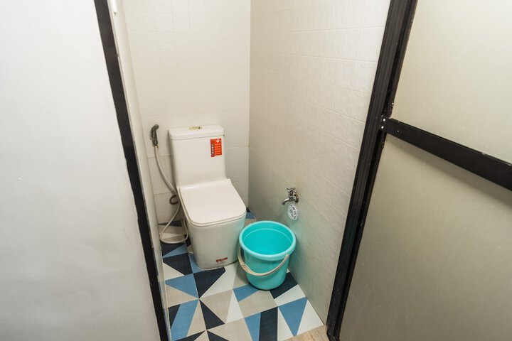 Room 13 of 26