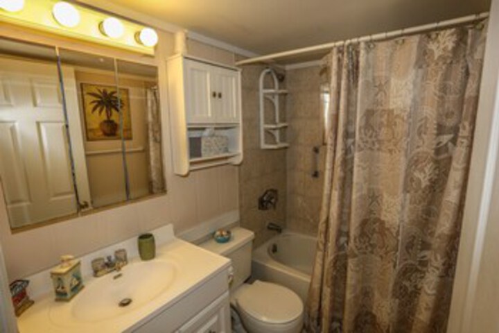 Room 3 of 15