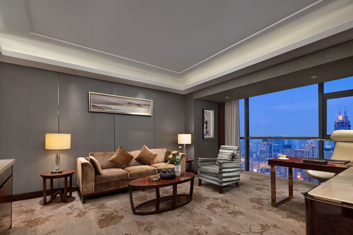 Room 10 of 57