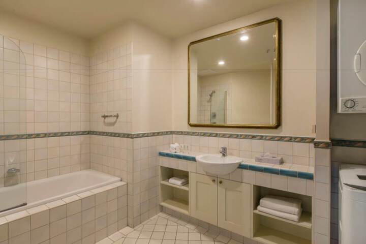 Bath Interior