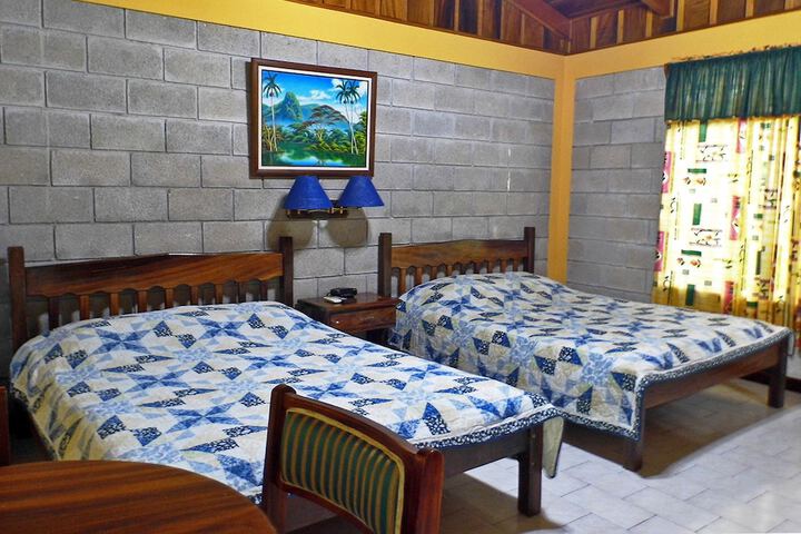 Room 5 of 25