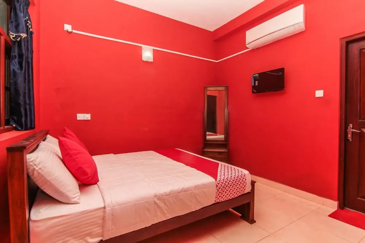 Room 5 of 22