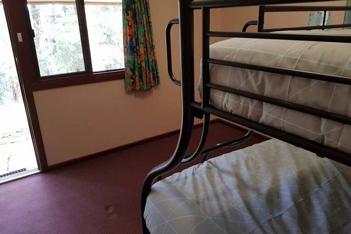 Room 4 of 24