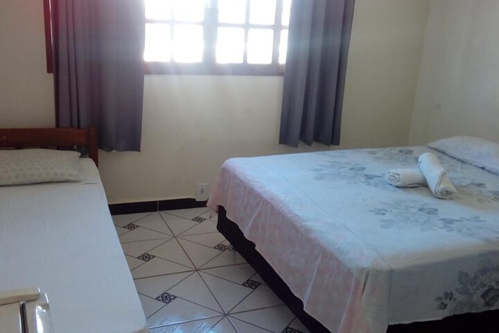 Room 12 of 27