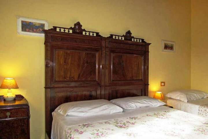 Room 26 of 101