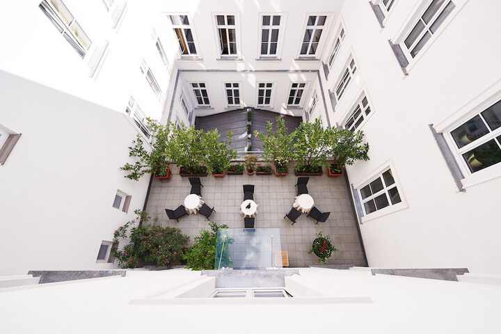 Hotel Exterior 47 of 48