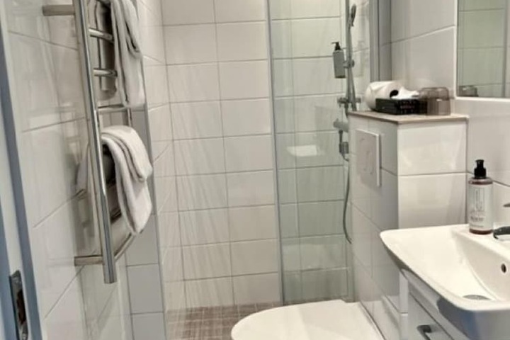 Clean Restrooms