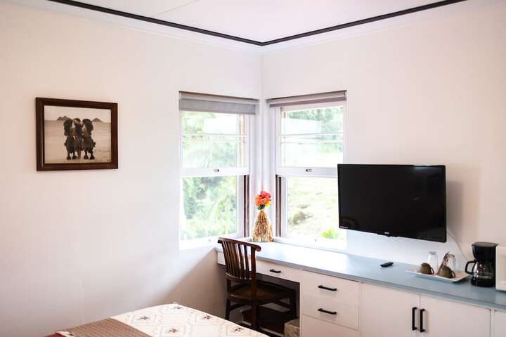 Room 2 of 50