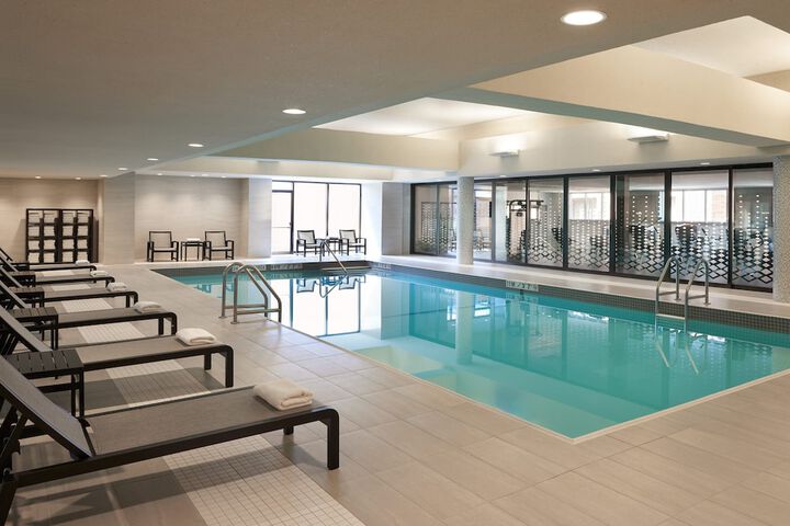 Hotel with Pool