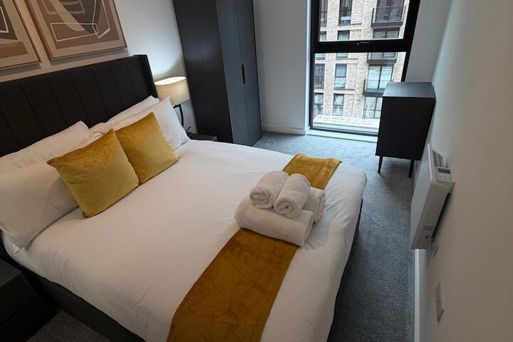 Room 12 of 74