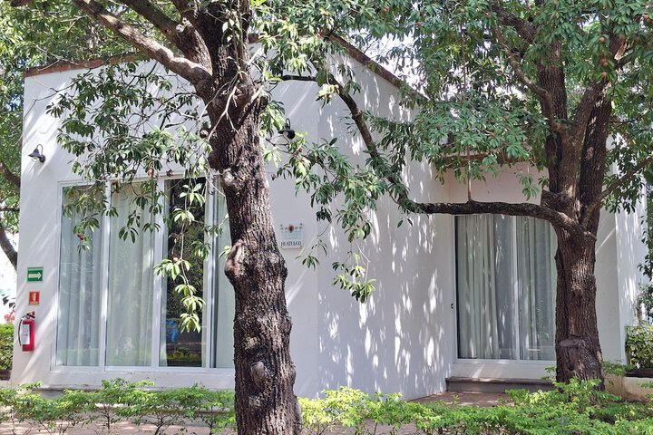 Room 3 of 35
