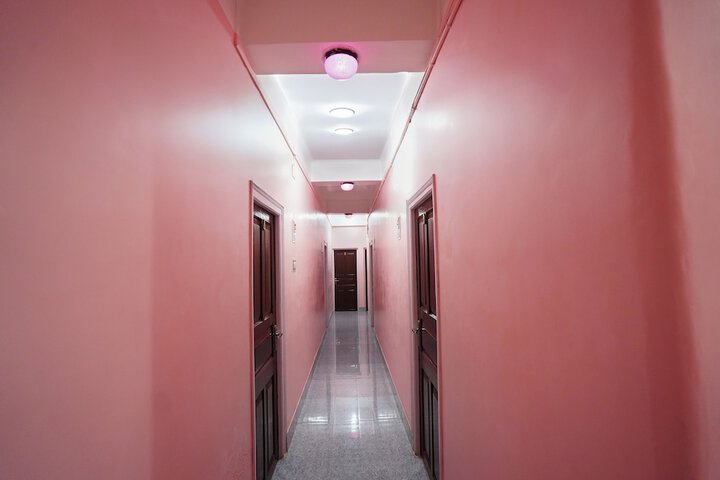 Room 11 of 19