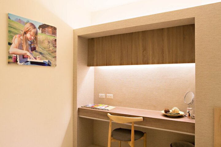 Room 33 of 59