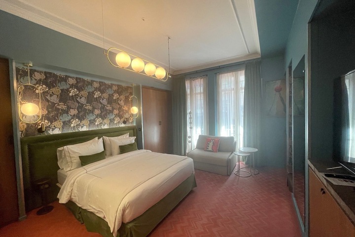 Room 22 of 56