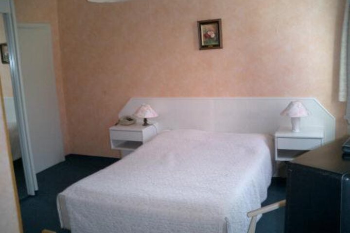 HOTEL DU CHATEAU