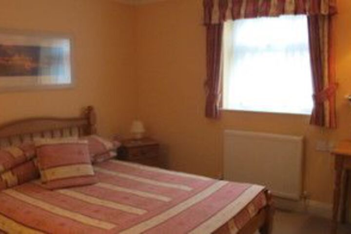 Room 8 of 13