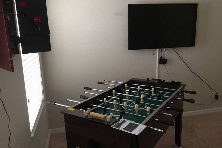 Room 3 of 25