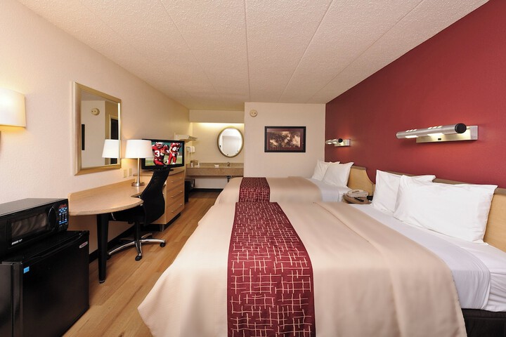 Room 4 of 20