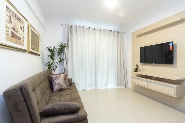 Room 3 of 22