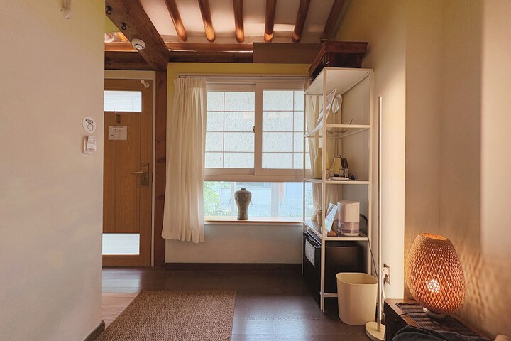 Room 23 of 105