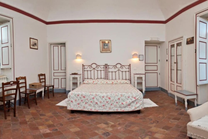 Room 5 of 26
