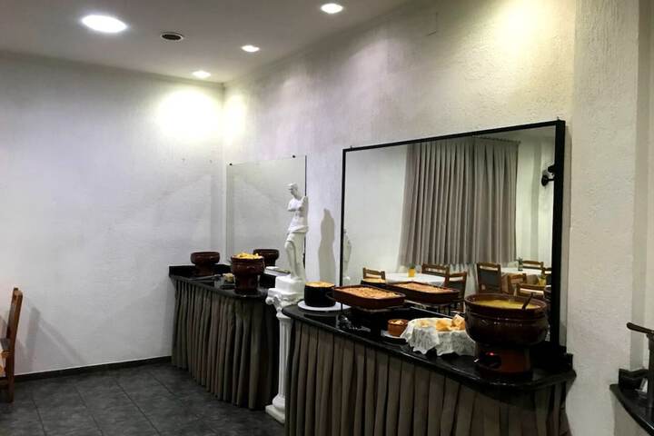 Dining 62 of 100