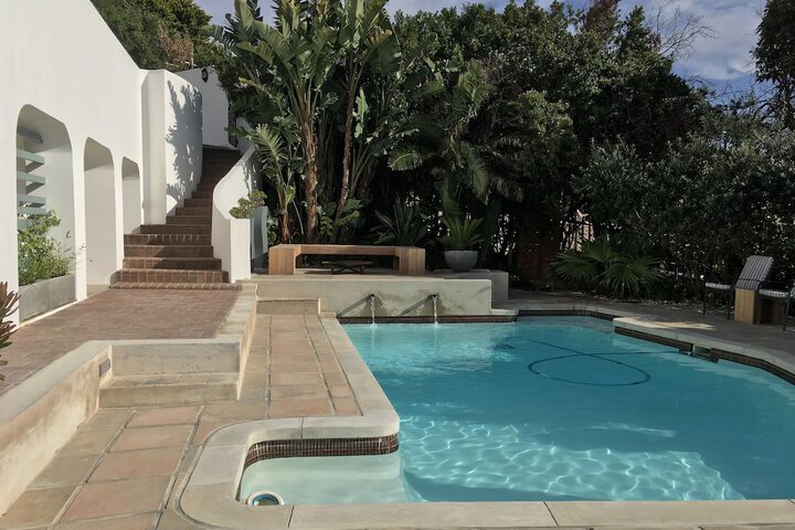 Pool 39 of 83