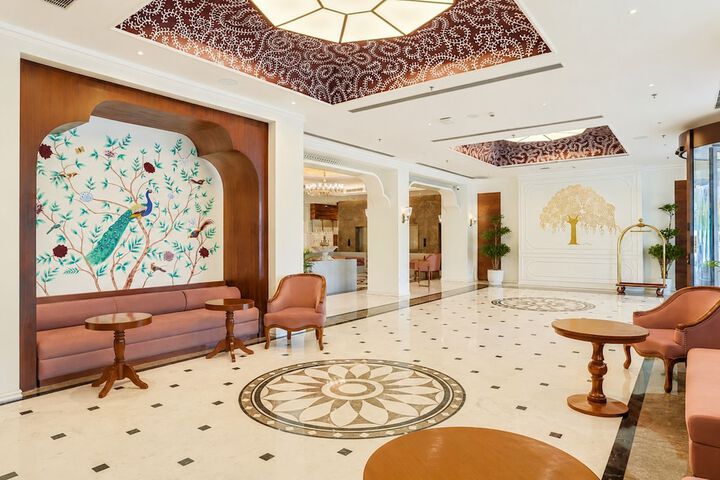 Hotel Interior 8 of 170