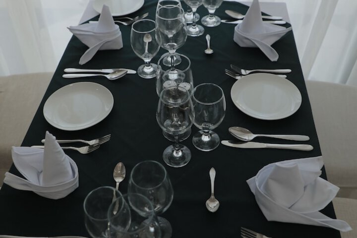 Dining 12 of 13