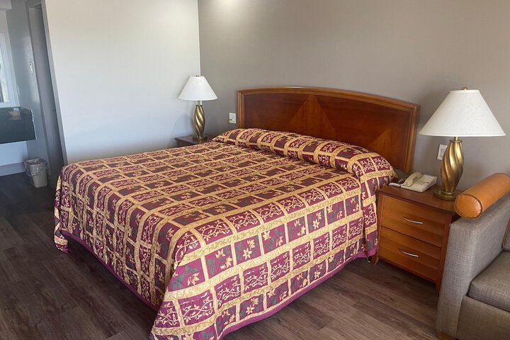 Room 11 of 36