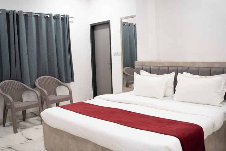 Exterior of Hotel Enclave Bikaner