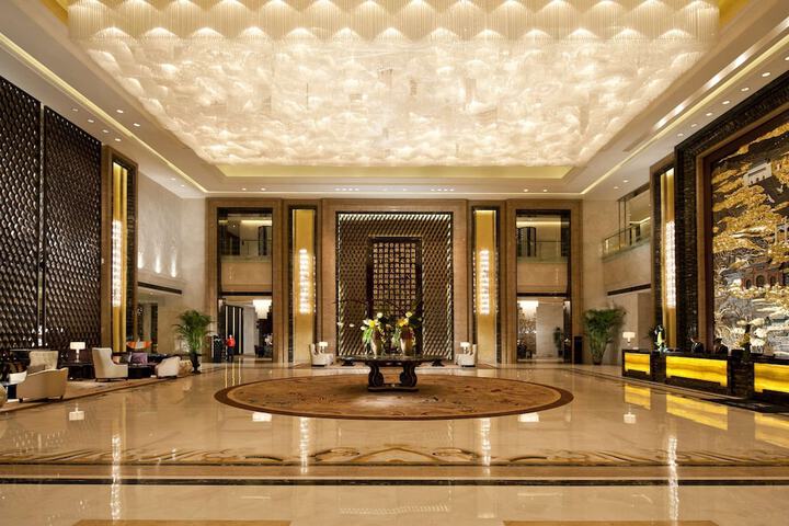 Hotel Interior 4 of 103