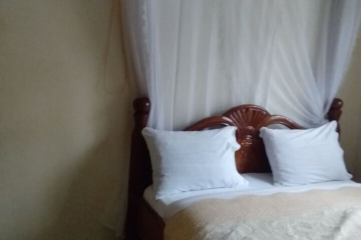 Room 5 of 34