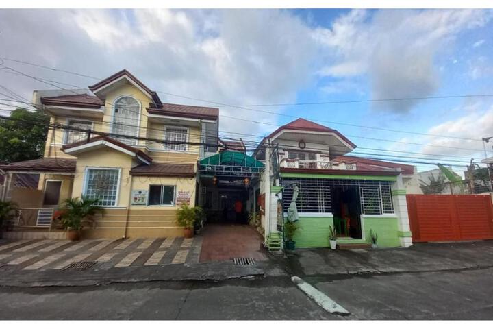 OYO 1048 Jomckayl Apartelle