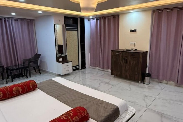 Room 38 of 113